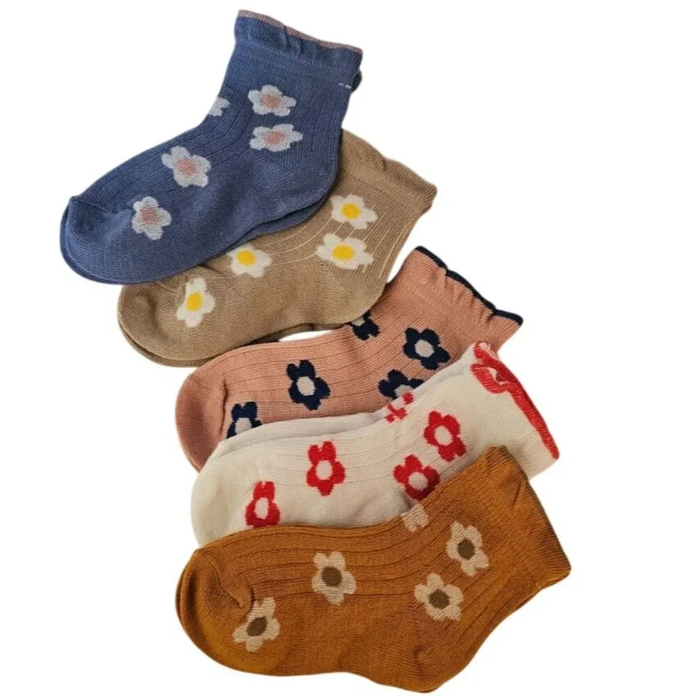 5 Pairs Toddler Girls Multicolor Floral Pattern Ruffled Ankle Socks, New In Pack